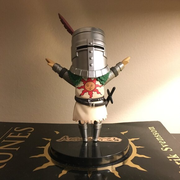 Official Actoys Dark Souls Figurine Solaire of Astora - Picture 2 of 16